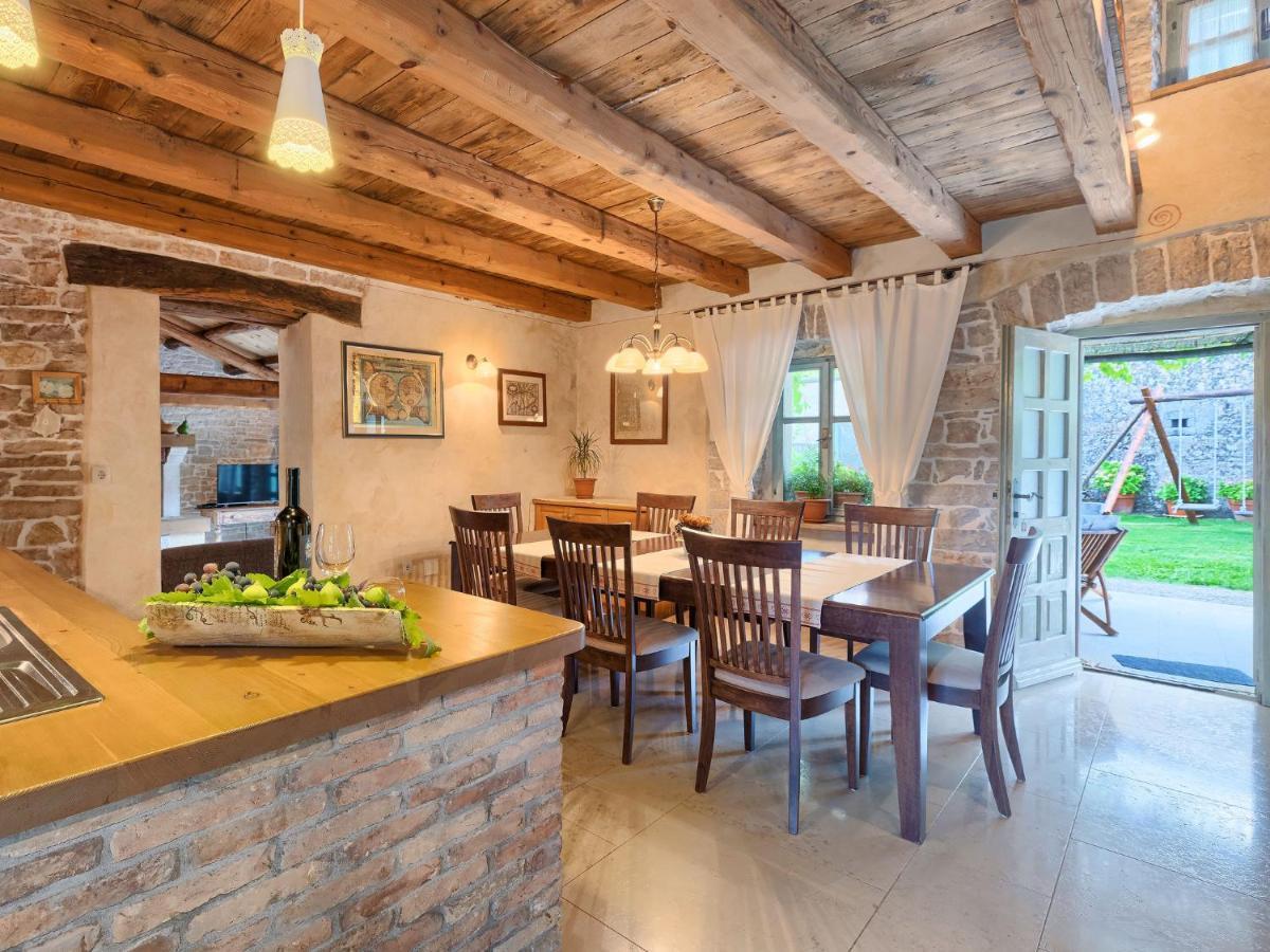 Holiday Home Hrelja - Roj418 By Interhome Zminj Экстерьер фото