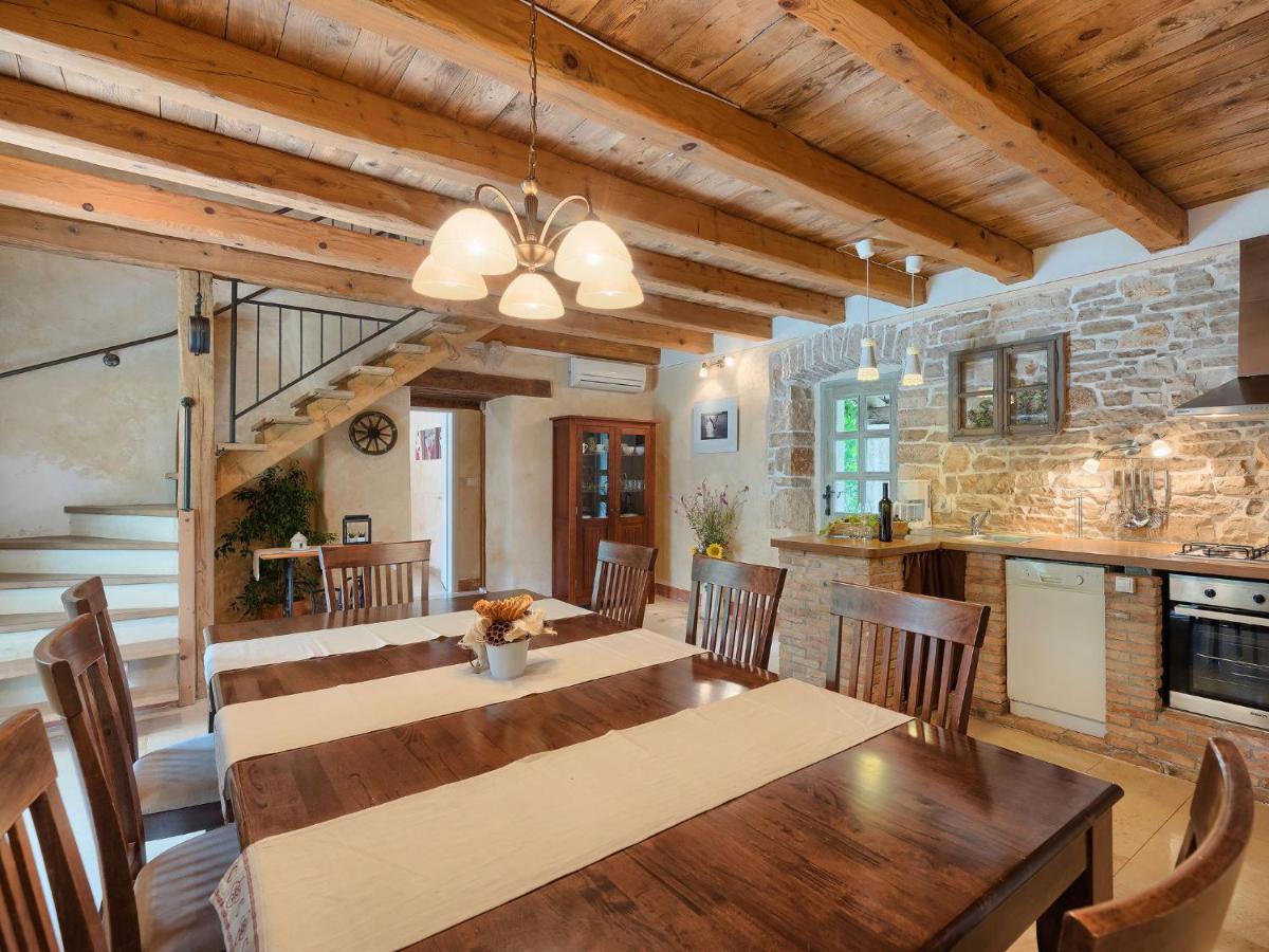 Holiday Home Hrelja - Roj418 By Interhome Zminj Экстерьер фото
