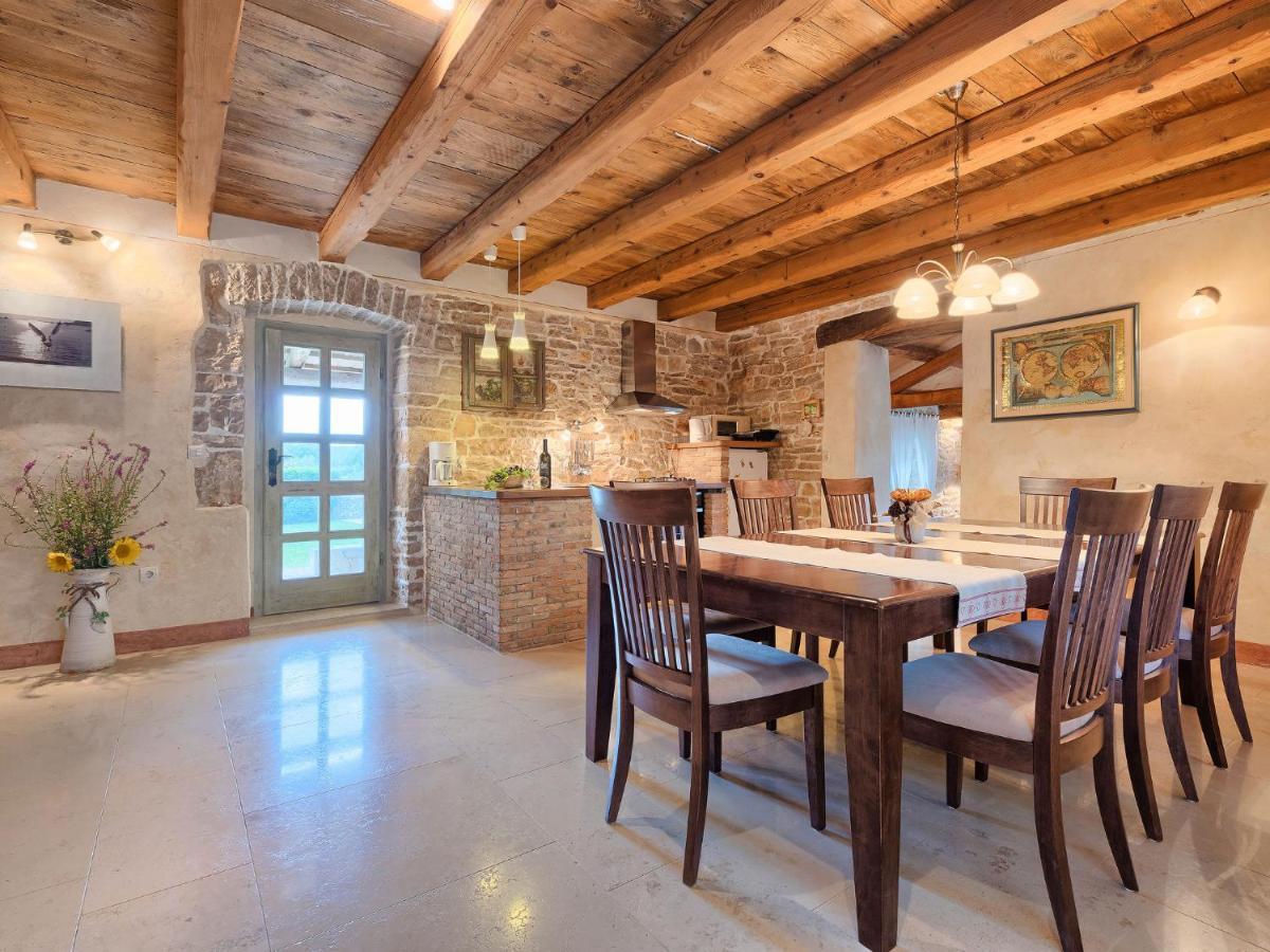 Holiday Home Hrelja - Roj418 By Interhome Zminj Экстерьер фото