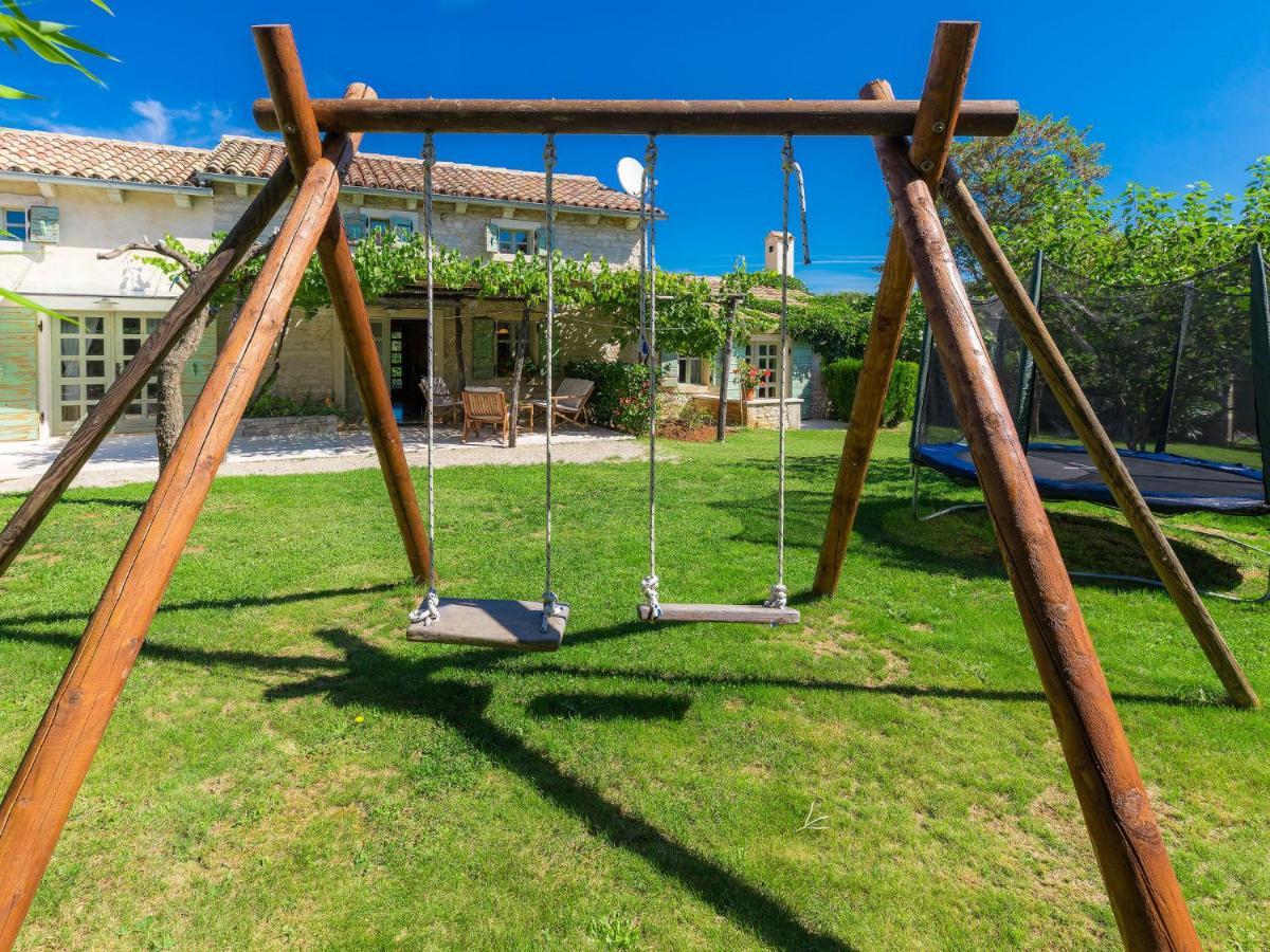 Holiday Home Hrelja - Roj418 By Interhome Zminj Экстерьер фото